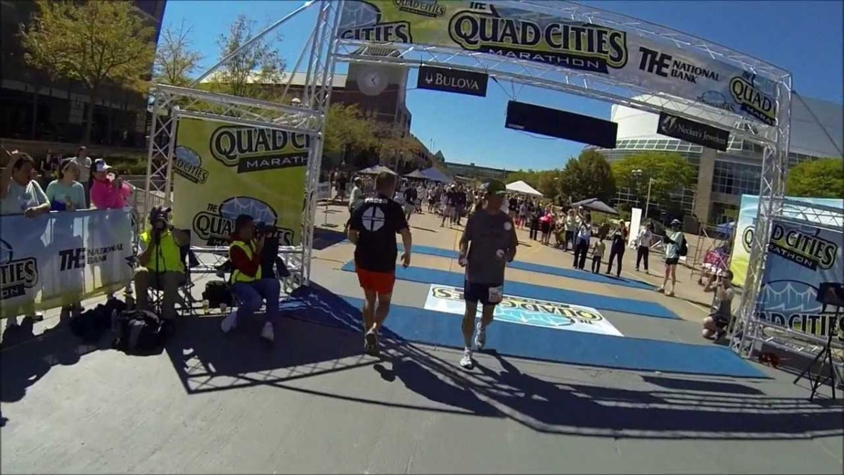 Man Sets World Record by Running a 26Mile Marathon Backwards While