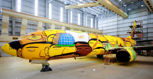 Os Gêmeos Covers Brazilian Soccer Team's Boeing 737 in Graffiti