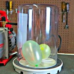 An Experiment To See What Happens To Marshmallows If They Are Put In a Vacuum