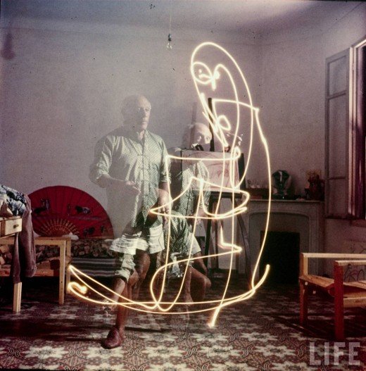 Pablo Picasso Light Painting, 1949