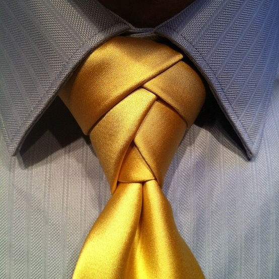 How to Tie an Eldredge Necktie Knot