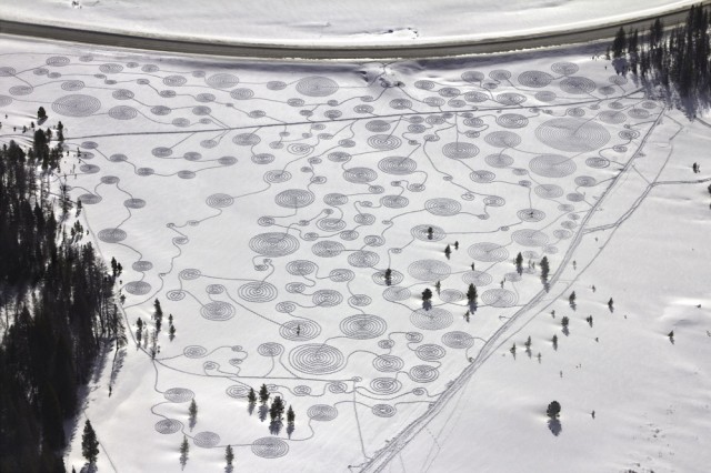 Snow drawing by Sonja Hinrichsen