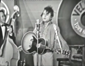 Johnny Cash Does Elvis Presley (Live) - Heartbreak Hotel 1-51 screenshot