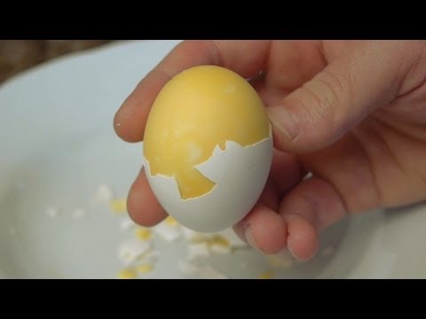 How to Create a Hard-Boiled Scrambled 'Golden' Egg Using a Pair of Nylon  Stockings