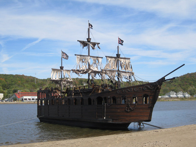 Pirate Ship