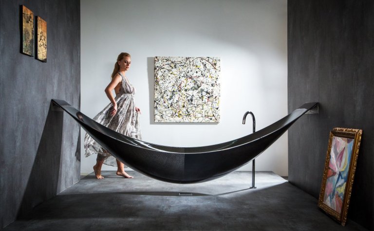 Vessel carbon fiber bathtub