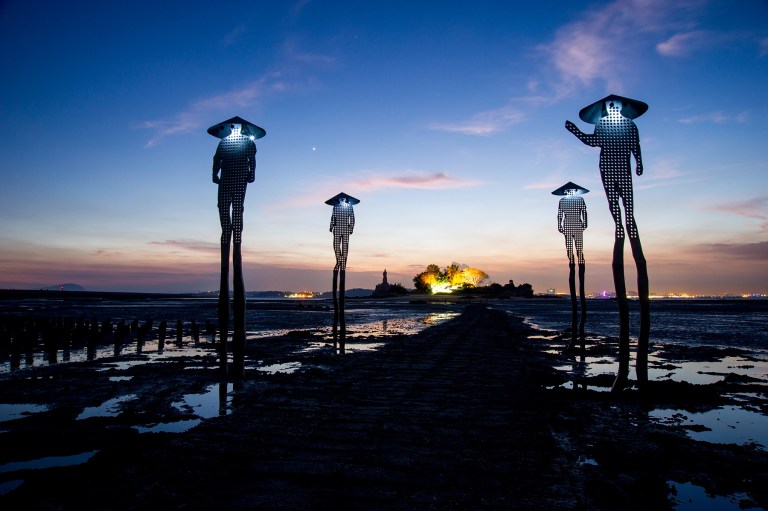 Oystermen by Marco Casagrande