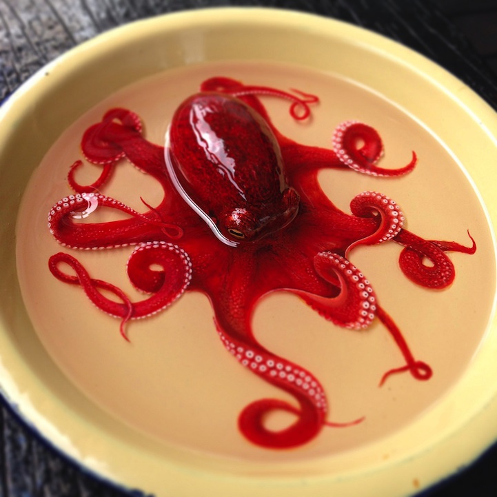 Incredibly Lifelike Octopus Sculpture Made of Painted Resin