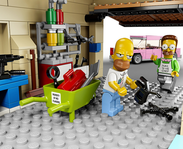 71006 The Simpsons House in LEGO