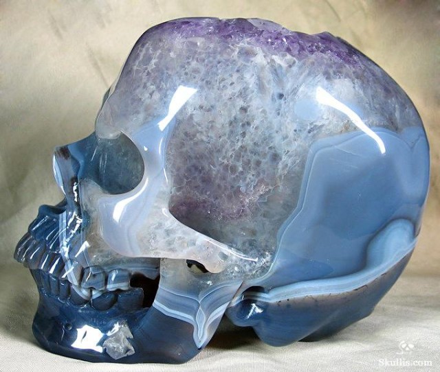 Geode-Agate-Crystal-Skull-05