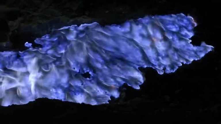 Blue Flams Kawah Ijen