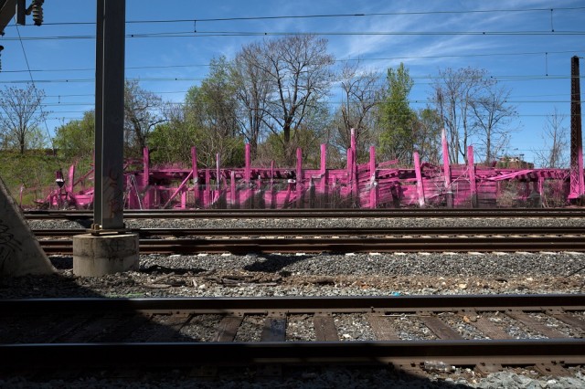 psychylustro, 7 Colorful Outdoor Installations Along Rail Lines in Philadelphia