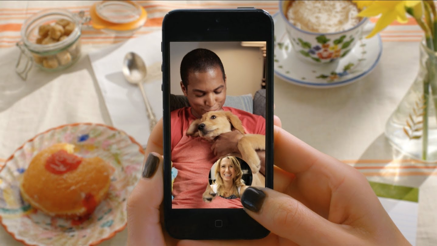 Snapchat Announces Easy-to-Use Text and Live Video Chat