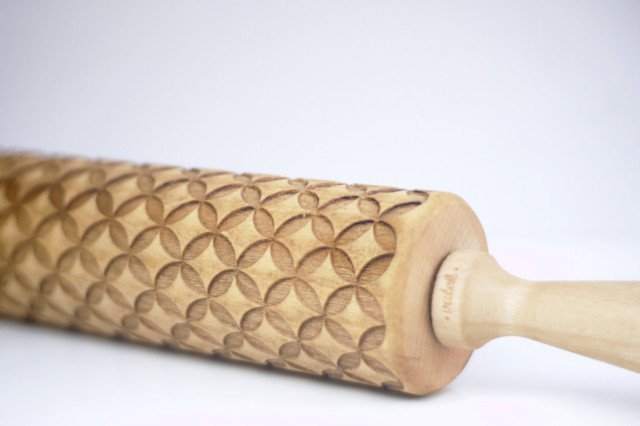 Custom Engraved Rolling Pins That Imprint Designs into Dough