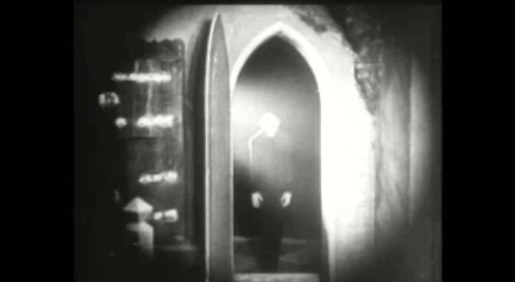 The 1922 Silent Horror Film 'Nosferatu' Condensed Into 4 Minutes and
