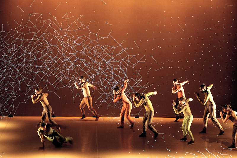 'Pixel', Dancers Interact With Digital Environments in a Mesmerizing ...