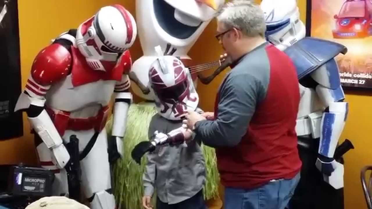 SevenYearOld Boy Receives a 3DPrinted Arm Modeled After