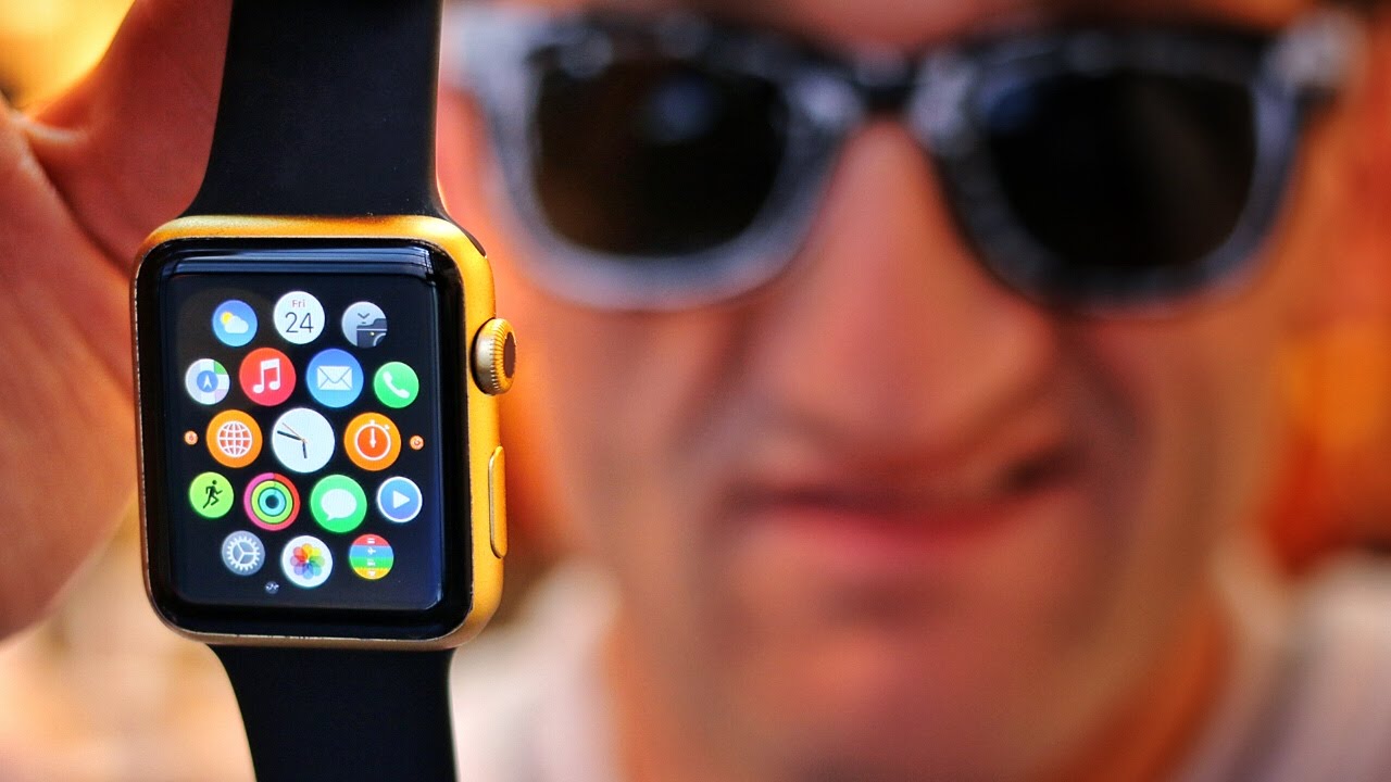 Видео часов apple. Рекламный ролик Apple watch. Arduino Apple watch. Apple watch хвастаюсь покупкой. Эпл вотч золотого цвета.