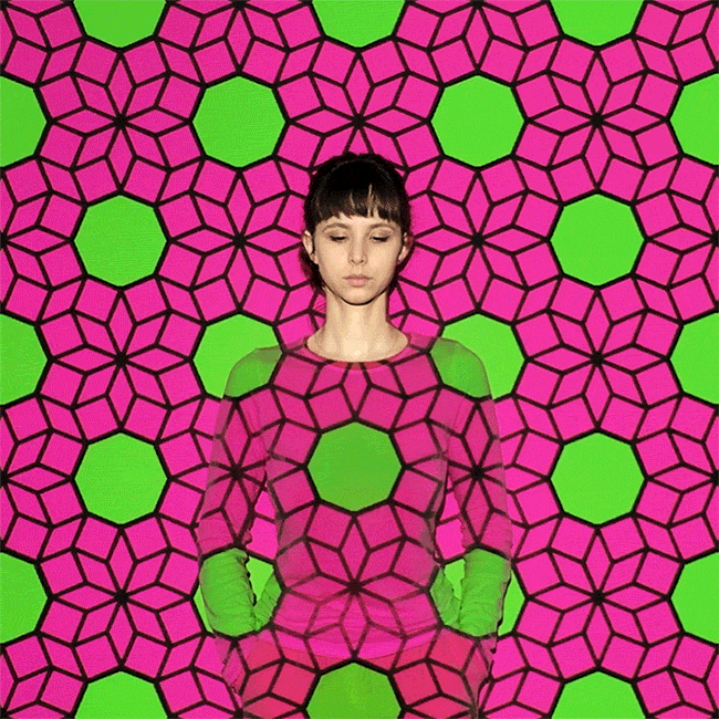 Interactive Geometric Art Projections by Aakash Nihalani