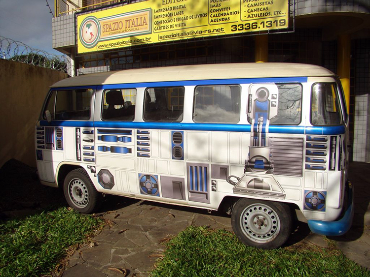 R2-D2 Volkswagen Bus