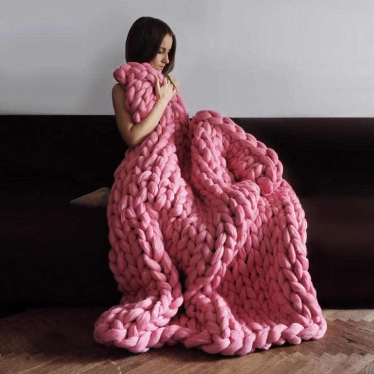 Chunky Knit Blanket - Pink