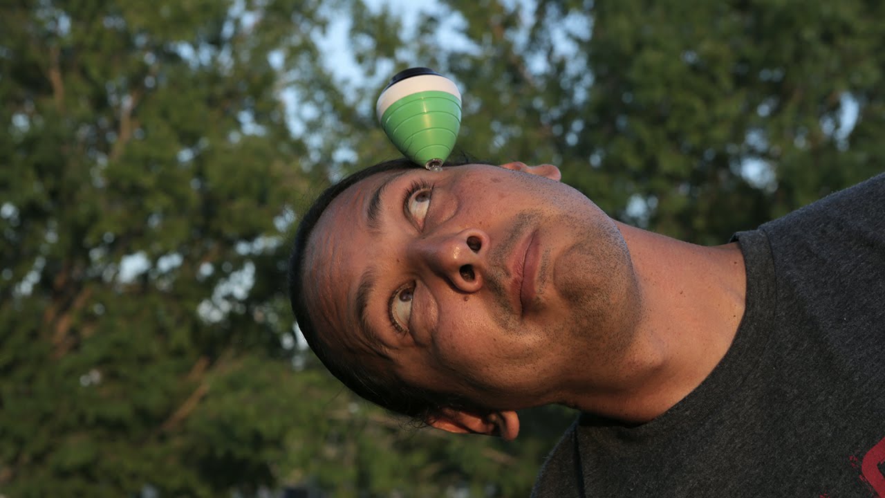 YoYo Hero Takeshi Kamisato Performs GravityDefying Spintop Tricks in