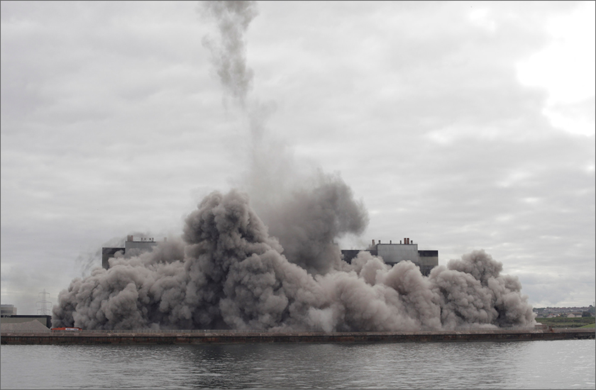 The Symmetrical Demolition of the Iconic Cockenzie Power Station ...
