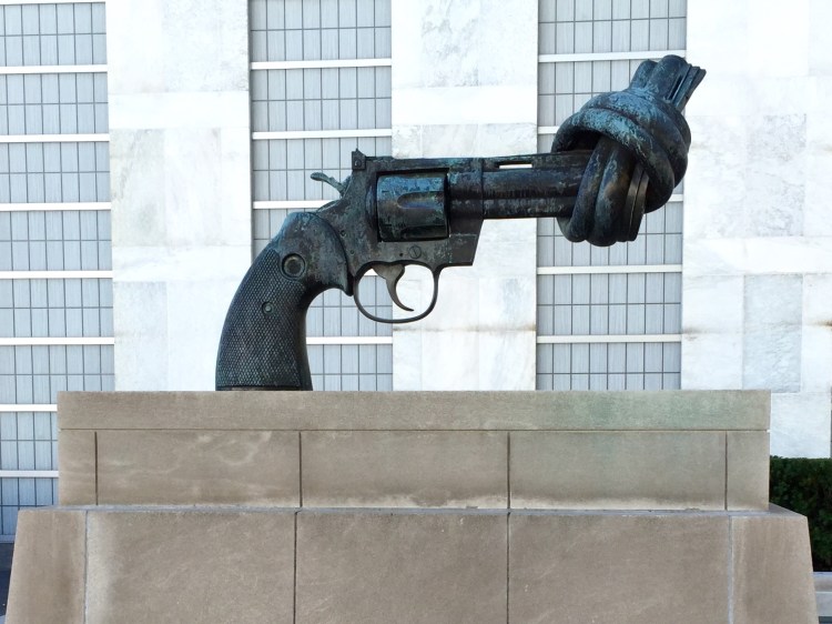 The Knotted Gun Sculpture by Carl Fredrik Reuterswärd at the United ...