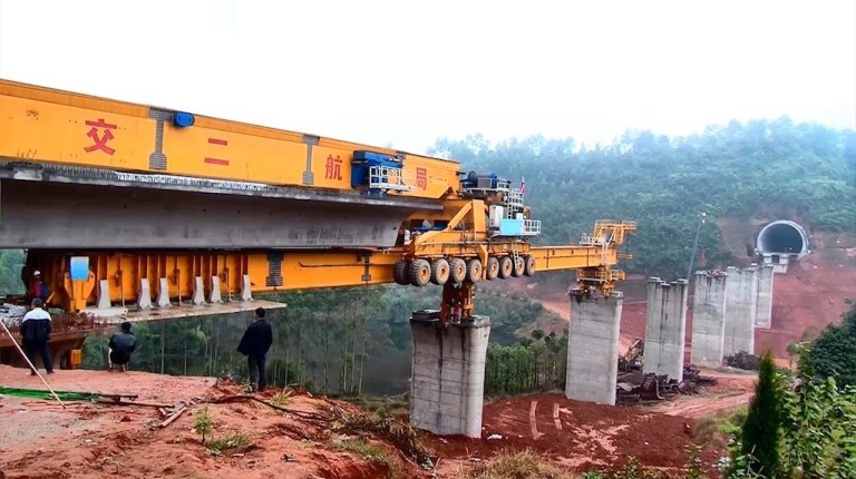 Bridge Girder Erection Machine