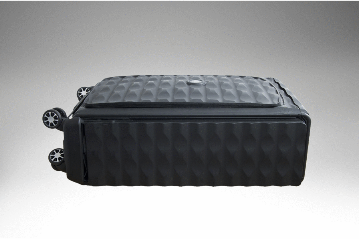 Smart GPS-Enabled Hard Shell Luggage 