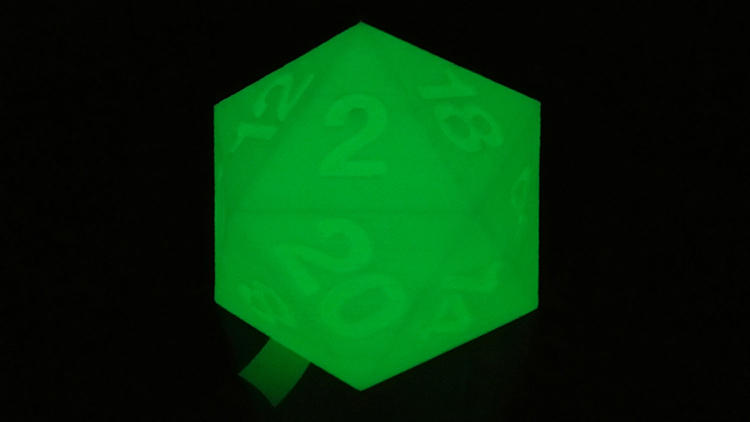 3D Printed D20 Dice Box