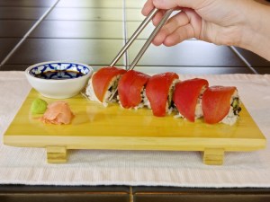 Tomato Sushi Roll