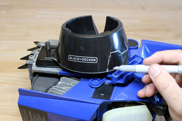 How to Build a Gasoline Powered Chainsaw Blender Operated by a