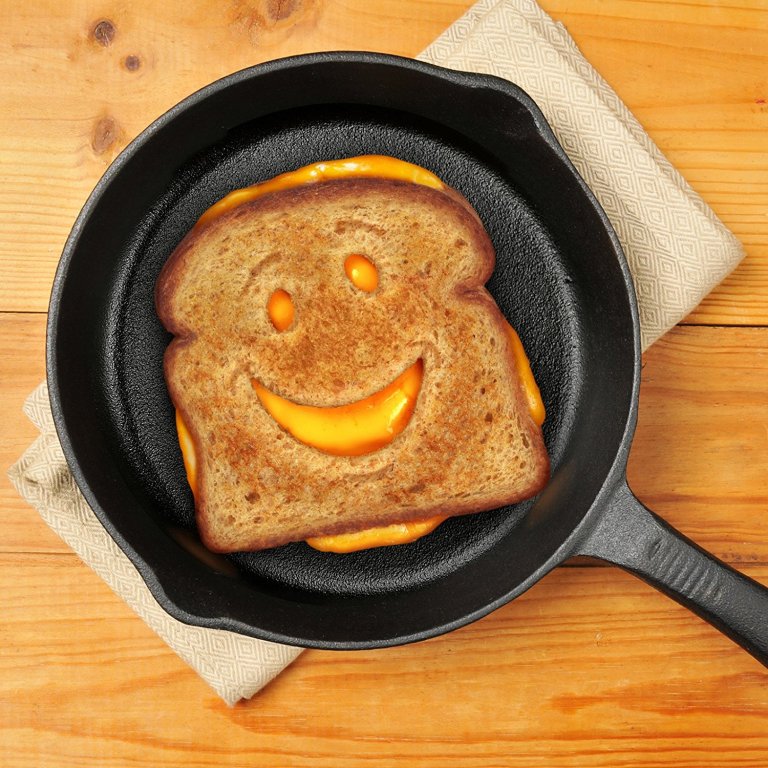 Cheesy Grin Bread Cutter