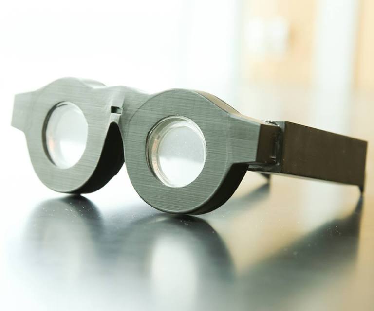 adjustable smart glasses