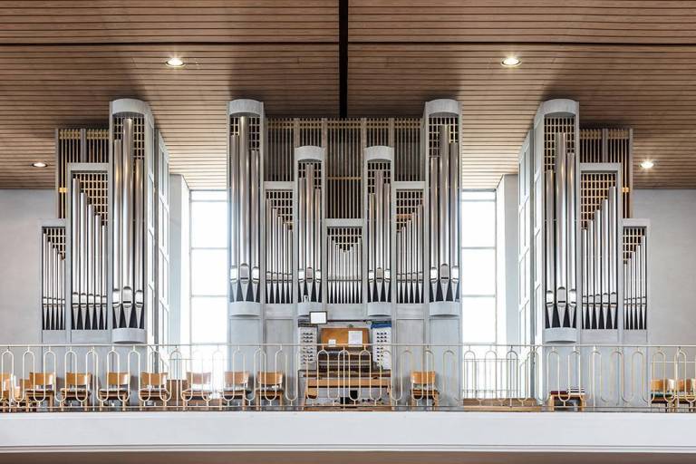 Pipe Organ