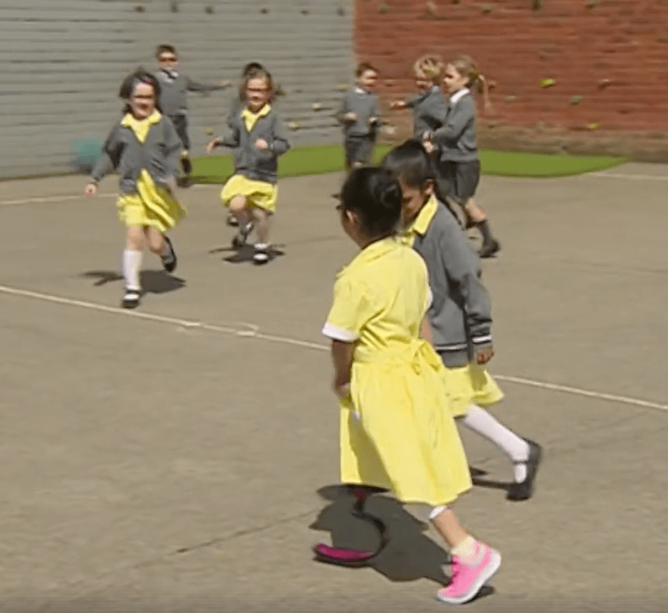 Little Girl Returns to School With Leg Protheses