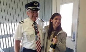Southwest Airlines Pilot Surprise His Millionth Passenger by Paying for Her Flight