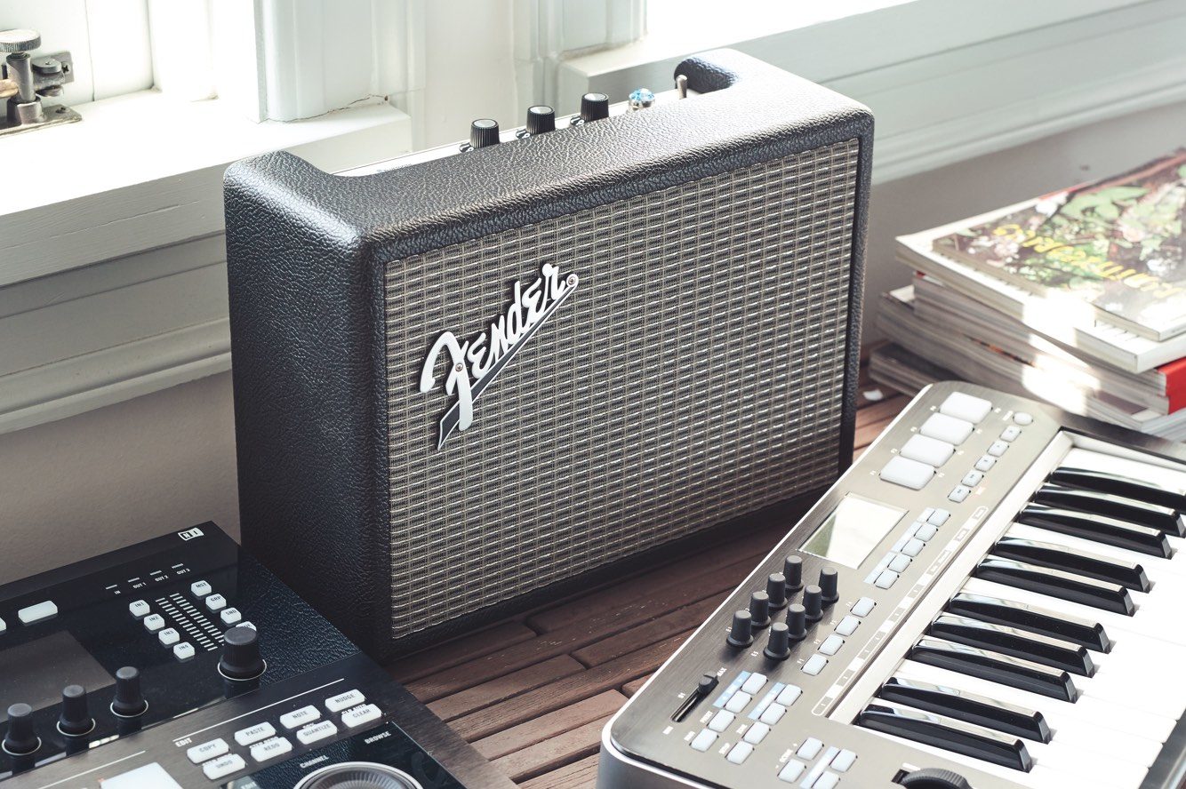 fender-bluetooth-speaker.jpg