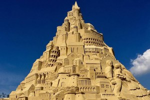 Ten Designers Set Guinness World Record for Building the Tallest Sandcastle in Duisburg, Germany