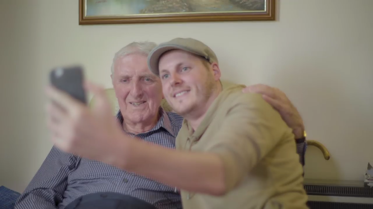 gary-turk-selfie-elderly-advice.png