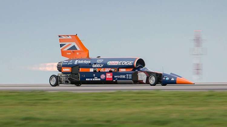 BLOODHOUND SSC makes first public test runs