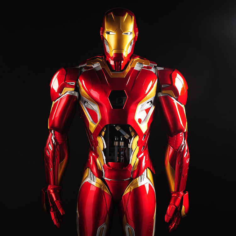 Life-Sized Iron Man PC Case