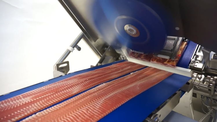 pepperoni-and-bacon-being-sliced-at-extr