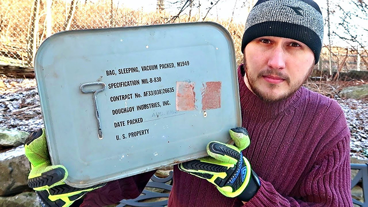Crazy Russian Hacker Opens a 66-Year-Old U.S. Military Sleeping Bag in a Vacuum Sealed Can