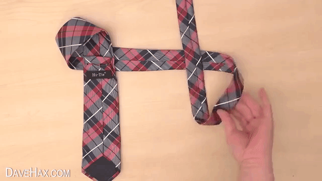 How to Quickly Tie a Tie and Make the Perfect Knot