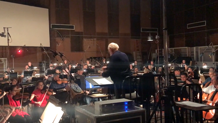 John Williams Conducting the Opening Theme Song for 'Star Wars The Last Jedi'
