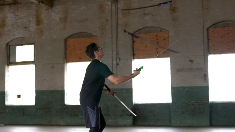 katana-juggling-world-record.png