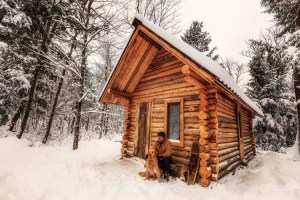 Stunning Timelapse of an Ourdoorsman Building a Log Cabin All by Himself