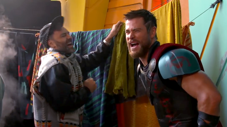 Taika Waititi Dances Around and Has Loads of Fun With the Cast in Hilarious  Thor: Ragnarok Gag Reel